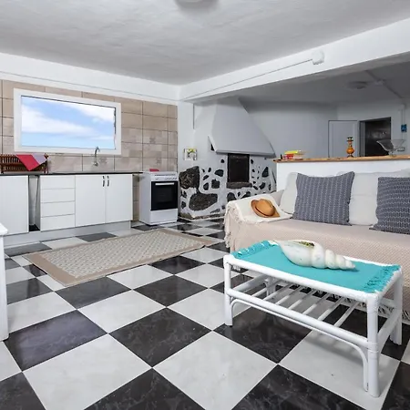 Vista Paraiso, Sea Breeze Facing The Sea Апартаменты *