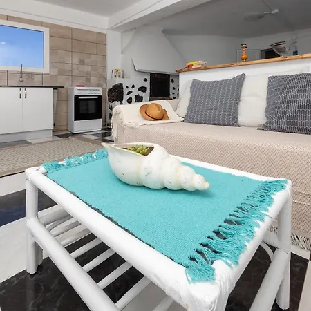 Апартаменты Vista Paraiso, Sea Breeze Facing The Sea Ла-Олива