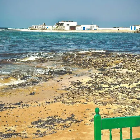 Апартаменты Vista Paraiso, Sea Breeze Facing The Sea *