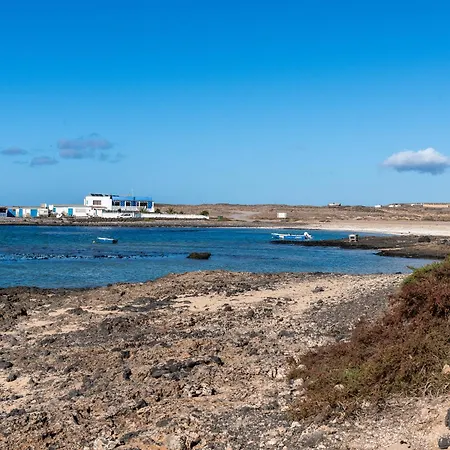 Vista Paraiso, Sea Breeze Facing The Sea Апартаменты *