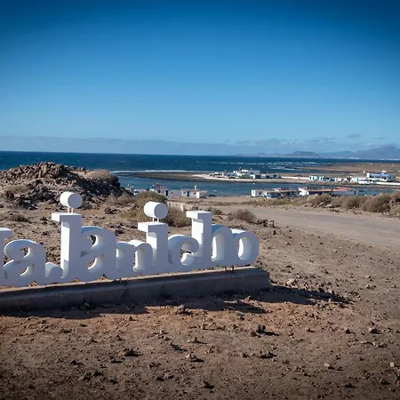 Апартаменты Vista Paraiso, Sea Breeze Facing The Sea Ла-Олива